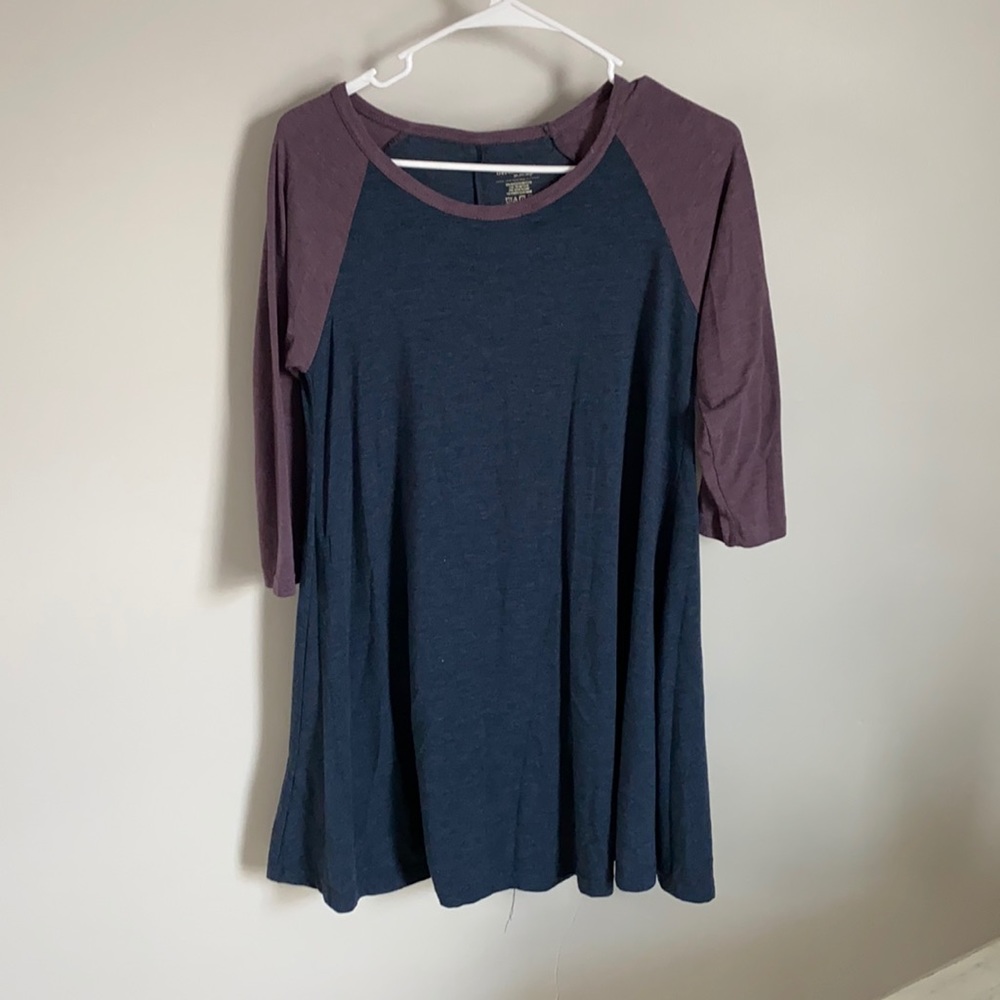 Quarter length sleeve dress